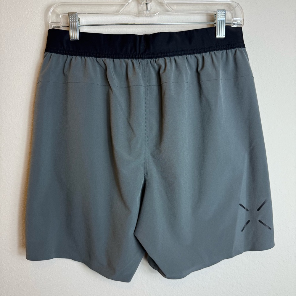 Ten Thousand Men’s Medium The Interval Short Gray Unlined 7” Inseam - Picture 4 of 6